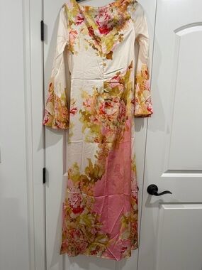 Floral Long Sleeve Maxi Dress in Cream and Pink